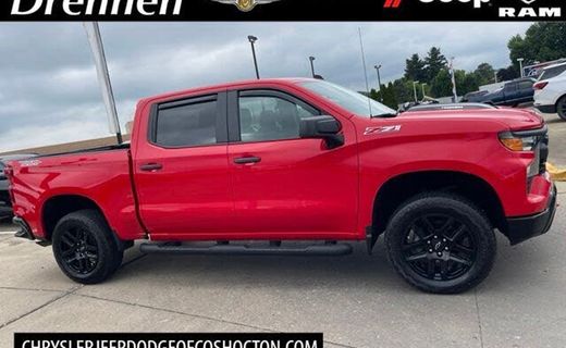 2025 Chevrolet Silverado Trail Boss Custom