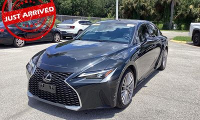 2022 Lexus IS 300 Premium