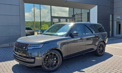 2026 Land Rover Range SE