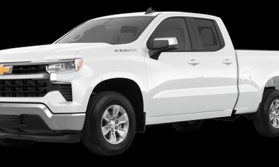 2022 Chevrolet Silverado Custom