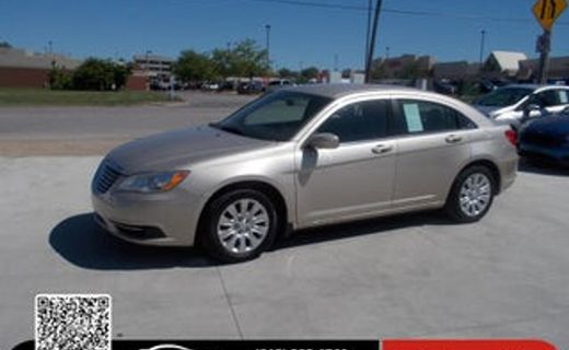 2013 Chrysler 200 LX