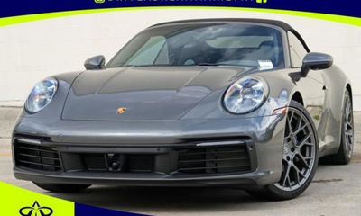 2024 Porsche 911 Carrera Cabriolet 4
