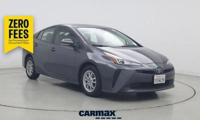 2022 Toyota Prius LE
