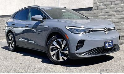 2023 Volkswagen ID 4 Pro
