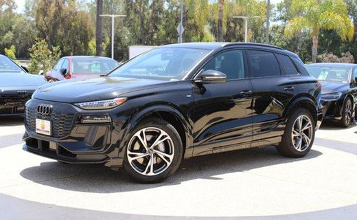2027 Audi Q6 Premium Plus