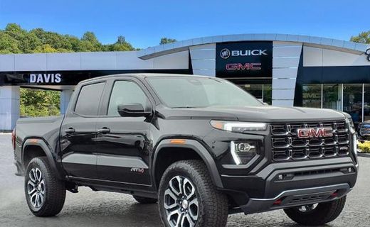 2023 GMC Canyon AT4