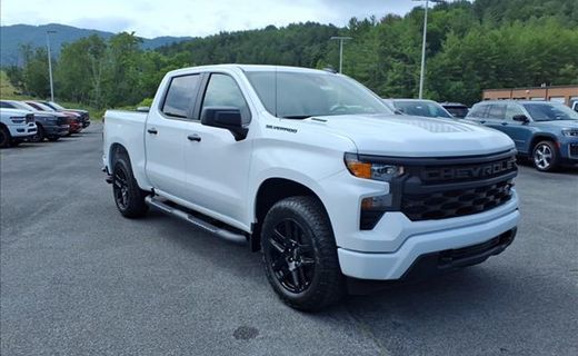 2026 Chevrolet Silverado Custom