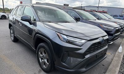 2023 Toyota RAV4 XLE