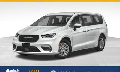 2024 Chrysler Pacifica Touring L