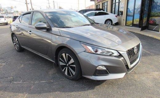 2022 Nissan Altima SV