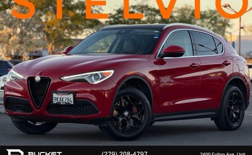 2021 Alfa Romeo Stelvio Sport