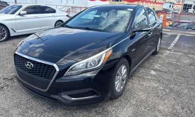 2016 Hyundai Sonata GL Middle LOW
