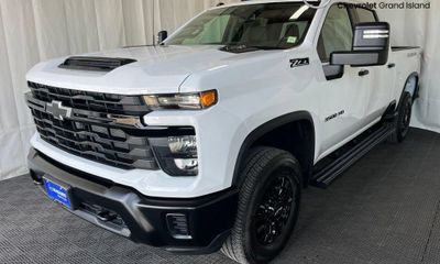 2026 Chevrolet Silverado HD Work Truck