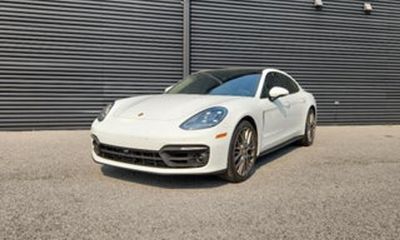 2025 Porsche Panamera 4