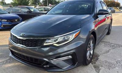2020 Kia Optima LX S SE