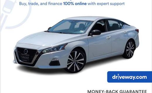 2022 Nissan Altima SR