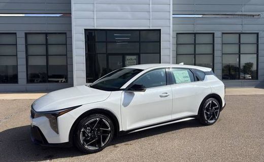 2026 Kia K4
