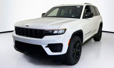 2023 Jeep Grand Cherokee