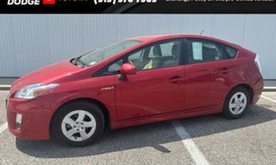 2010 Toyota Prius TWO