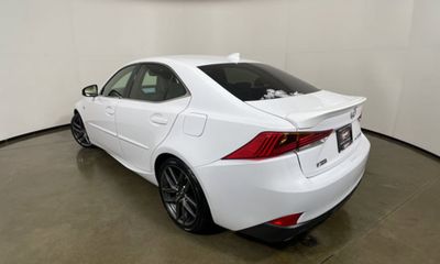 2017 Lexus IS 350