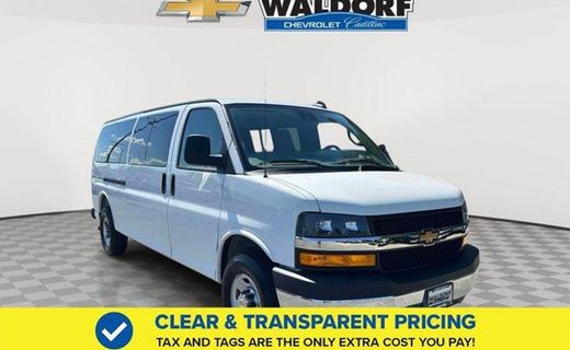 2025 Chevrolet Express LT EXT