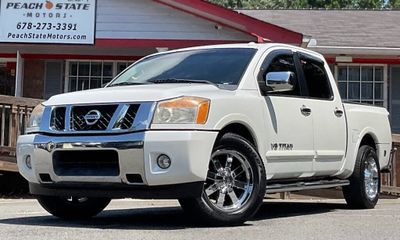 2015 Nissan Titan SV