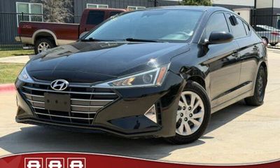 2020 Hyundai Elantra SE