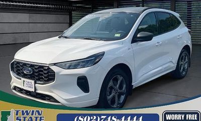 2023 Ford Escape ST Line