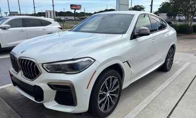 2022 BMW X6 M50I