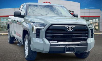 2024 Toyota Tundra SR5