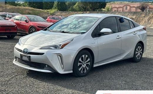 2021 Toyota Prius LE