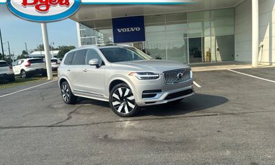 2023 Volvo XC90 Ultimate Bright