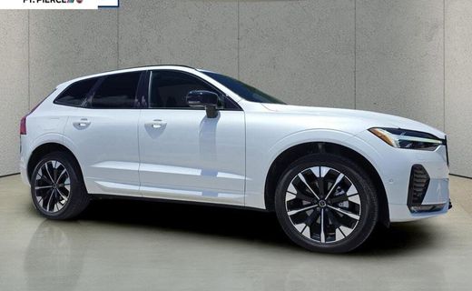 2026 Volvo XC60 Plus Dark