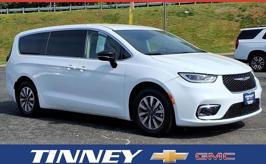 2024 Chrysler Pacifica Select