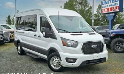 2024 Ford Transit Medium Roof