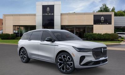 2024 Lincoln Nautilus Reserve