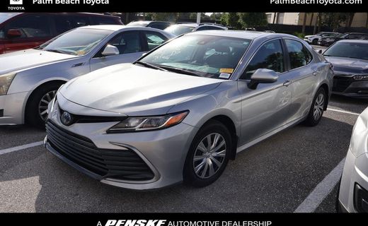 2022 Toyota Camry LE