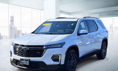 2023 Chevrolet Traverse RS
