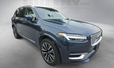 2024 Volvo XC90 Plus Bright
