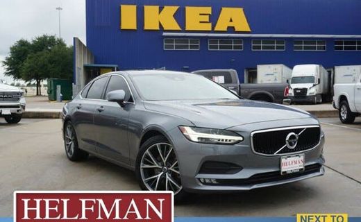 2017 Volvo S90 Momentum