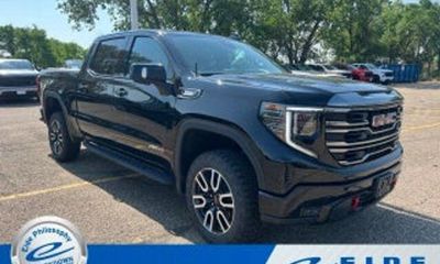 2022 GMC Sierra AT4