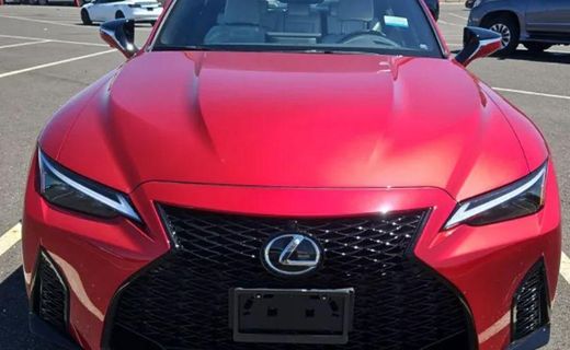 2023 Lexus IS 500 Base