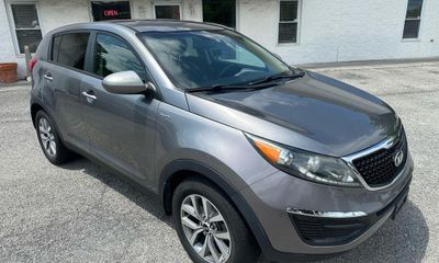 2016 Kia Sportage LX W Popular