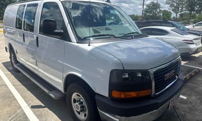 2023 GMC Savana 2500