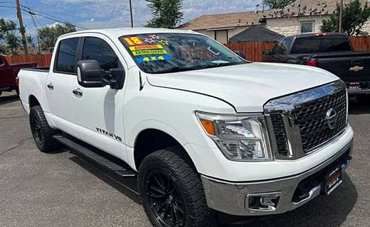 2018 Nissan Titan SV