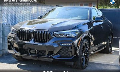 2021 BMW X6 M50i