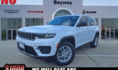 2026 Jeep Grand Cherokee Base Laredo