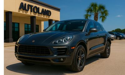 2018 Porsche Macan S