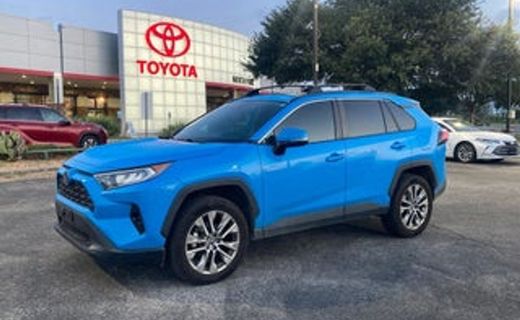 2021 Toyota RAV4 XLE Premium