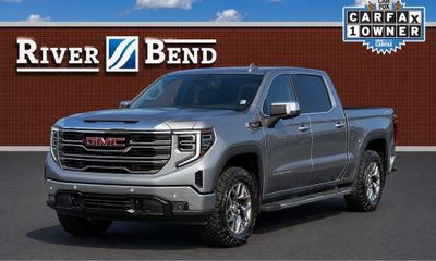 2025 GMC Sierra SLT